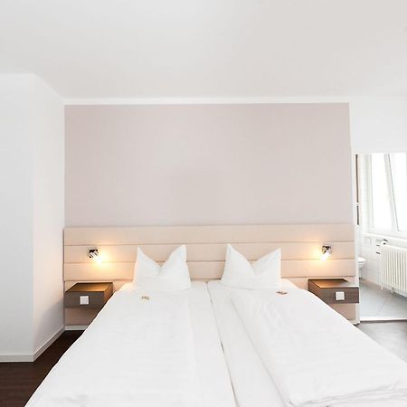 Manhattan Hotel Francfort-sur-le-Main Extérieur photo