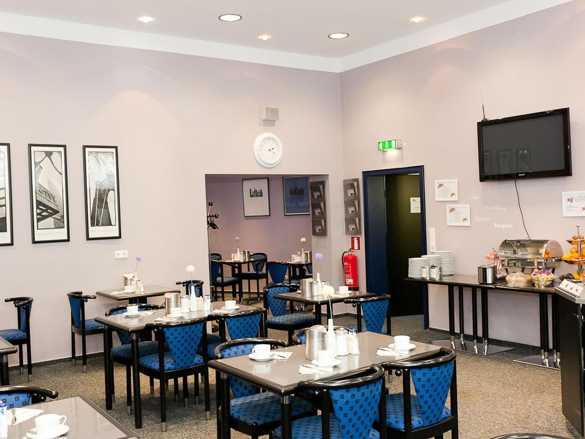 Manhattan Hotel Francfort-sur-le-Main Extérieur photo