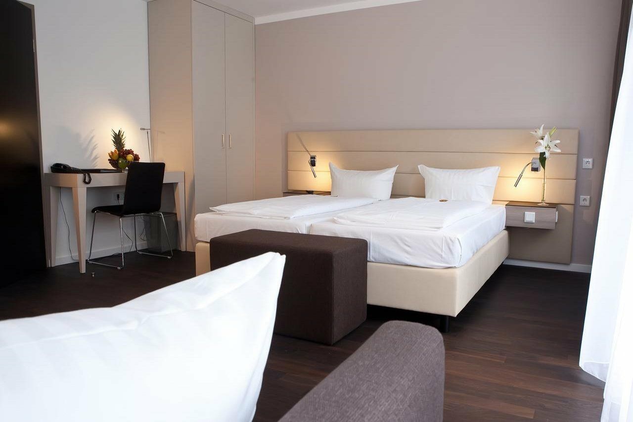 Manhattan Hotel Francfort-sur-le-Main Extérieur photo