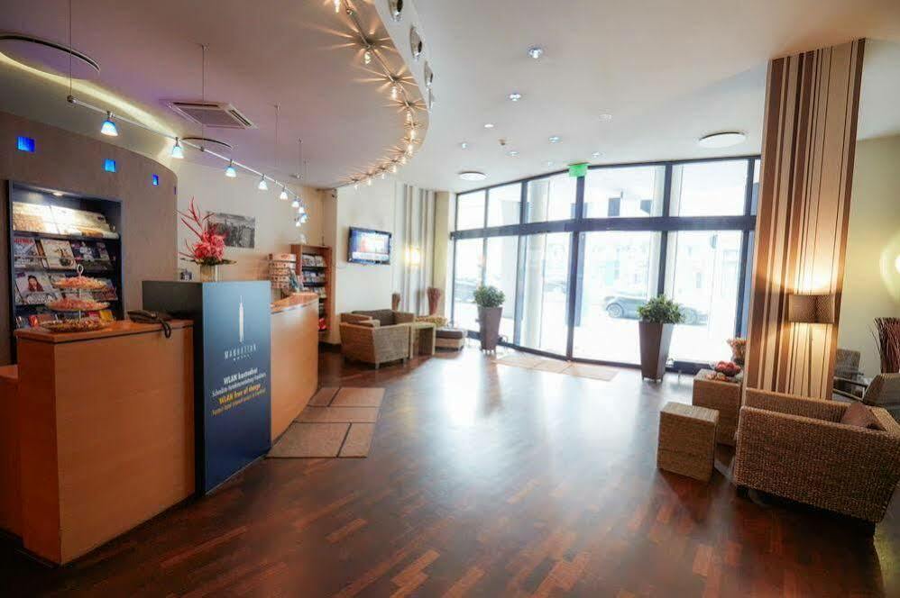 Manhattan Hotel Francfort-sur-le-Main Extérieur photo